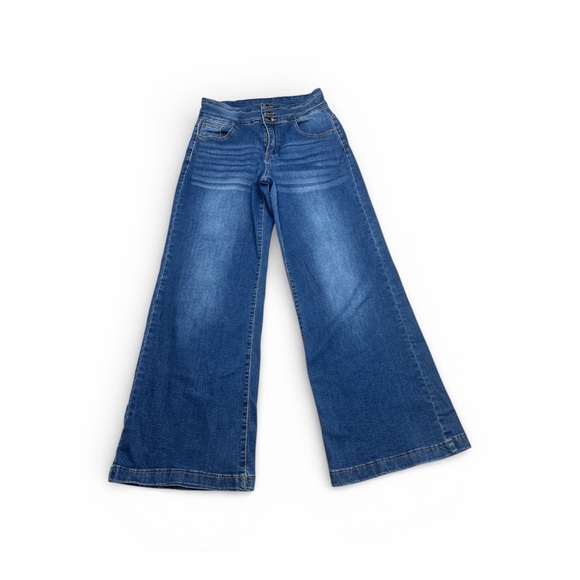 Roswear Denim - Stylish Blue Flare Women's Jeans
